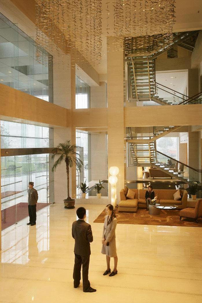 Jinling Plaza Changzhou Чанчжоу Экстерьер фото